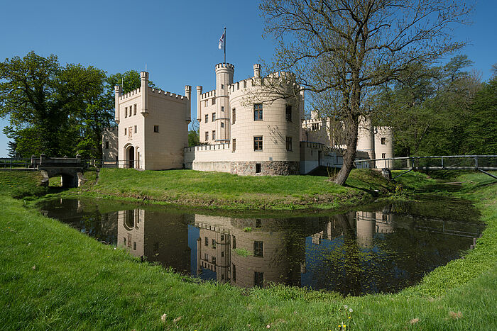 Jagdschloss Letzlingen, Foto: Henrik Bollmann, © Kulturstiftung Sachsen-Anhalt Jagdschloss Letzlingen – Erbaut zwischen 1843 und 1866 nach Entwürfen von Friedrich August Stüler und Ferdinand Hesse im neugotischen Stil