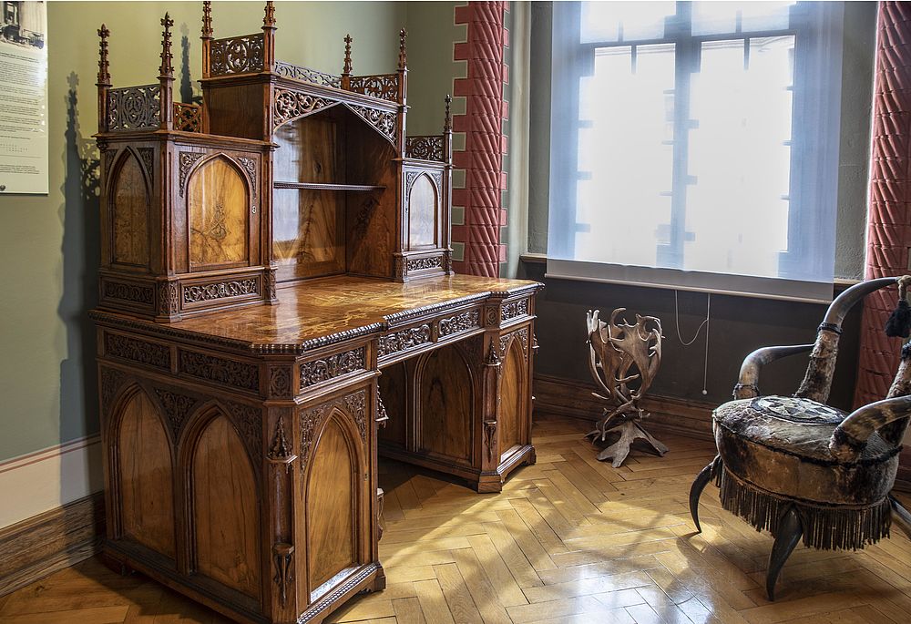 Schreibtisch des preußischen Königs Friedrich Wilhelm IV. im Jagdschloss Letzlingen, Foto: Norbert Perner